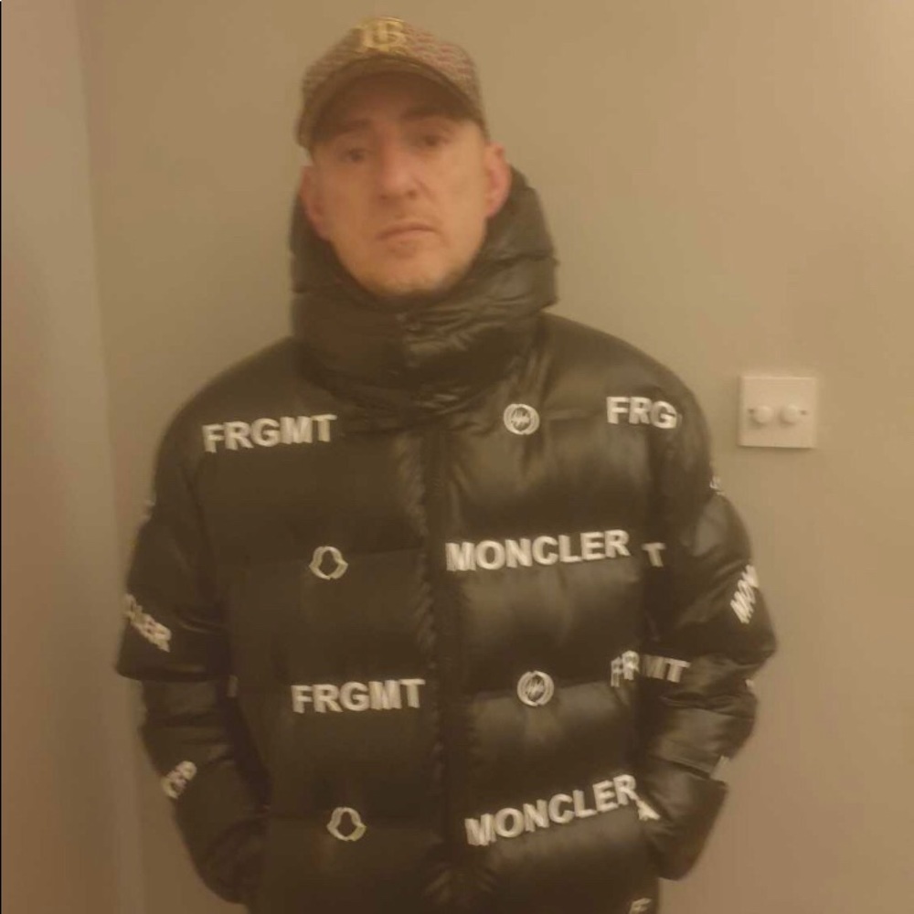 Meet your Posher, Johnson